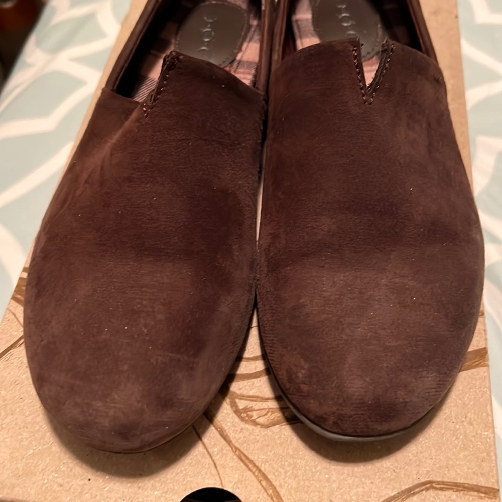 B.O.C. Comfortable dark brown flats